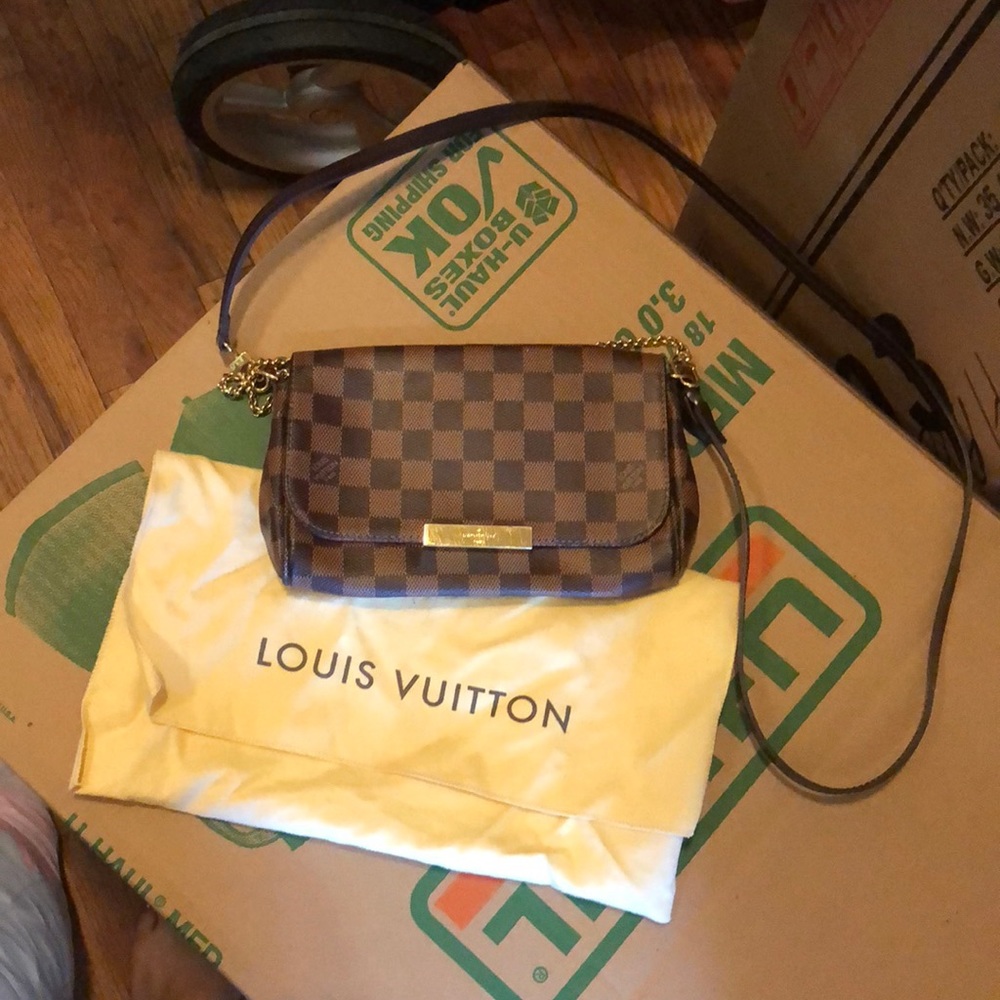 Louis Vuitton favorite pm